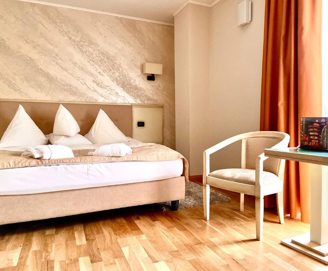 Hotel Paradis كلوج-نابوكا المظهر الخارجي الصورة