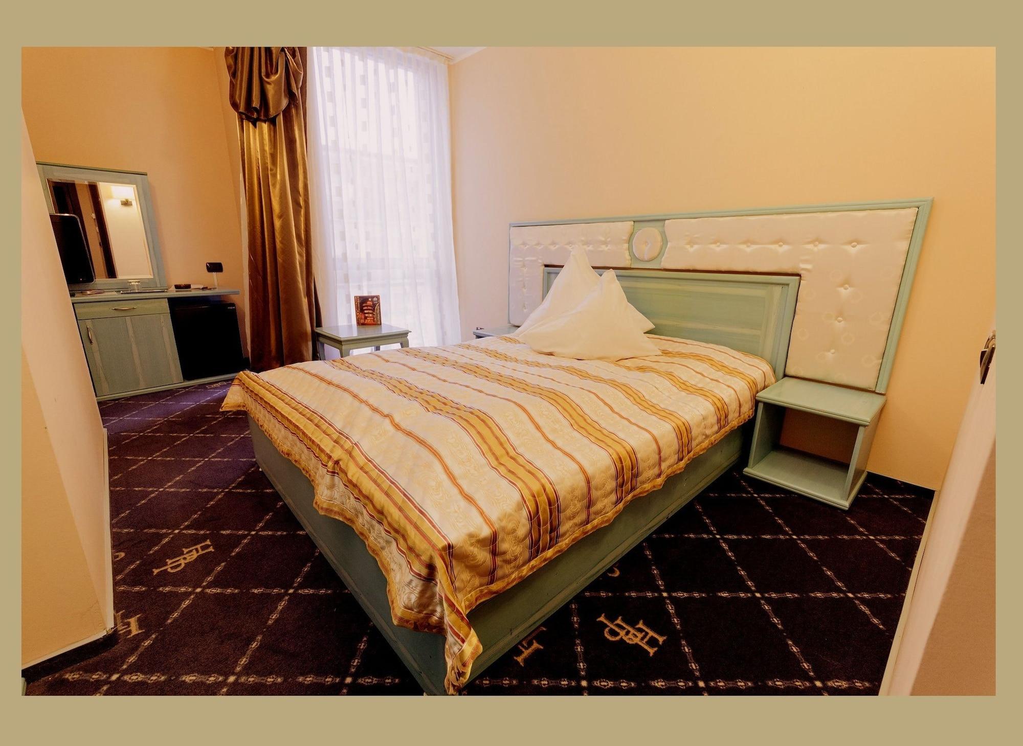 Hotel Paradis كلوج-نابوكا المظهر الخارجي الصورة
