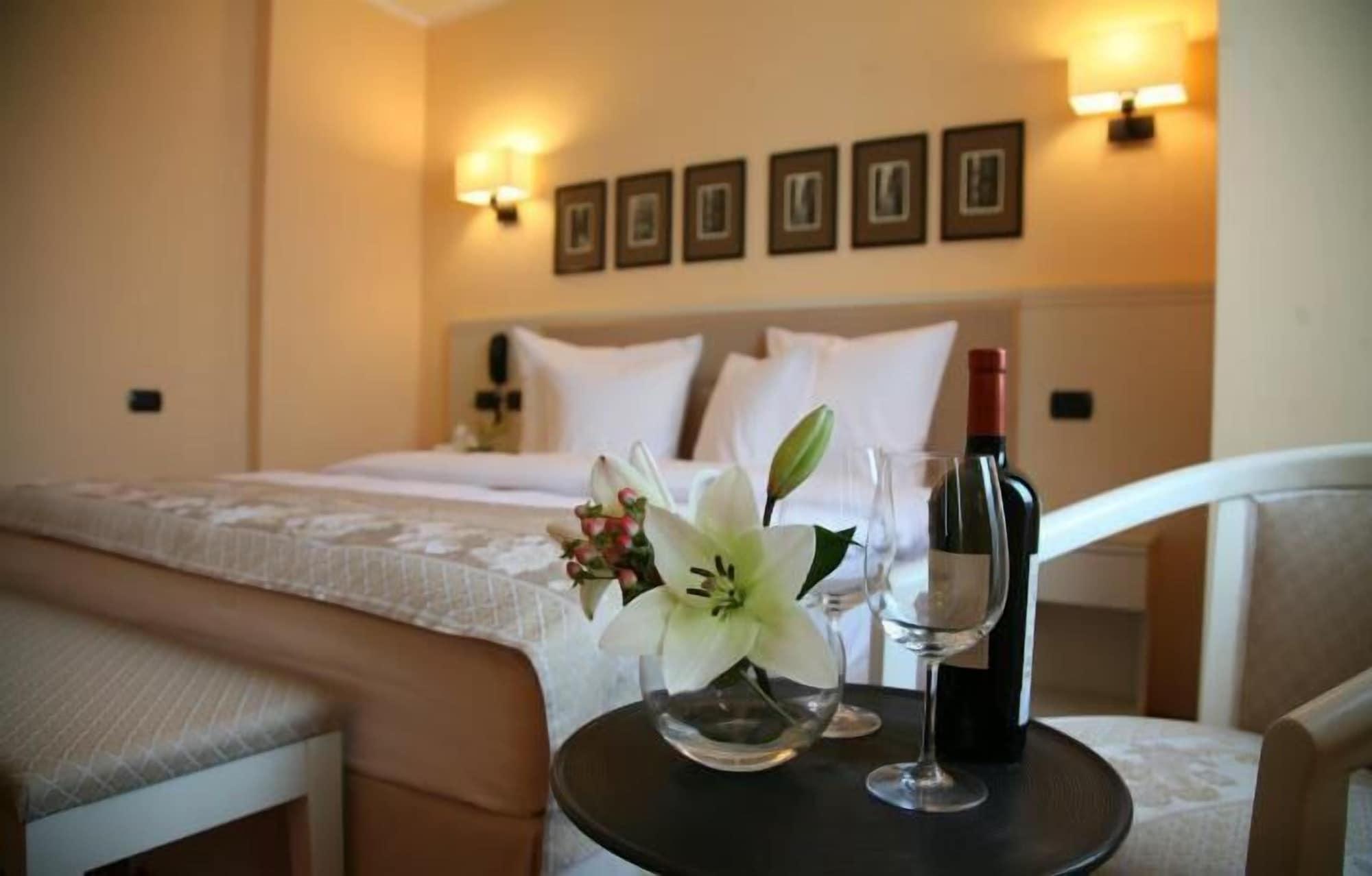 Hotel Paradis كلوج-نابوكا المظهر الخارجي الصورة
