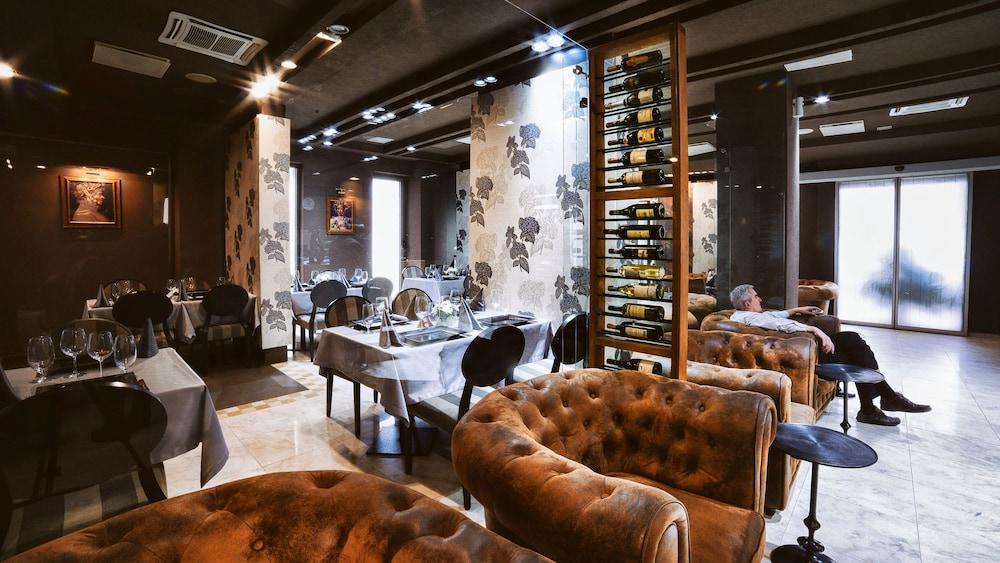 Hotel Paradis كلوج-نابوكا المظهر الخارجي الصورة