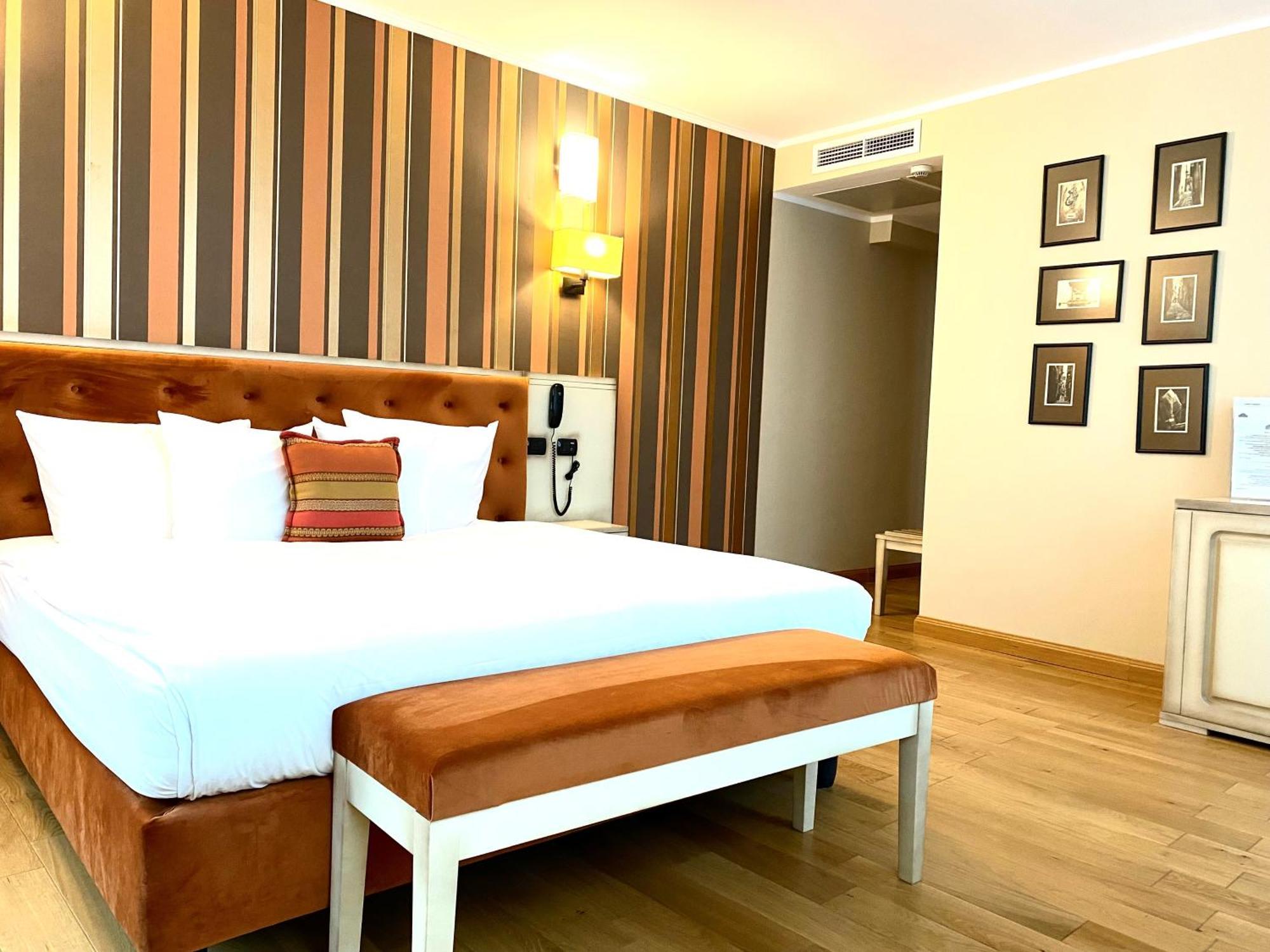Hotel Paradis كلوج-نابوكا المظهر الخارجي الصورة